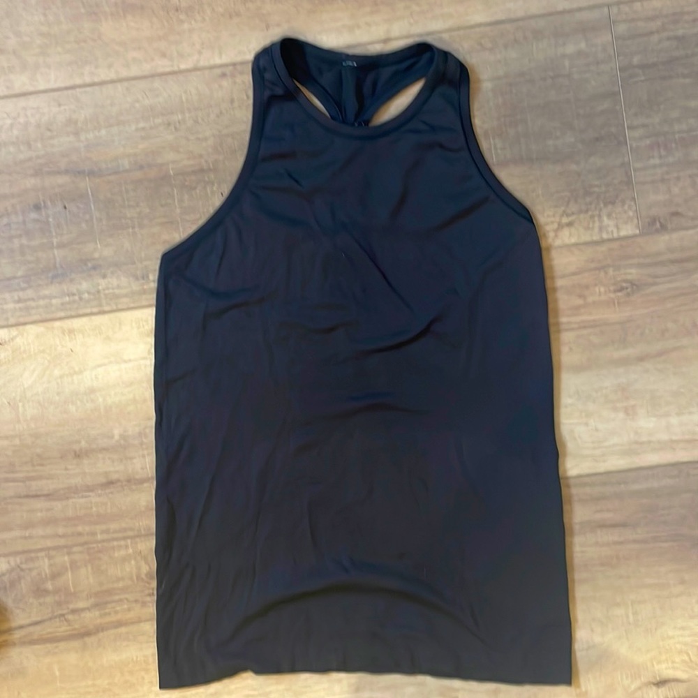 Lululemon size 8 t-back racer back tank